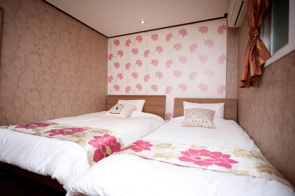 Shinchon Guest House سيول الغرفة الصورة